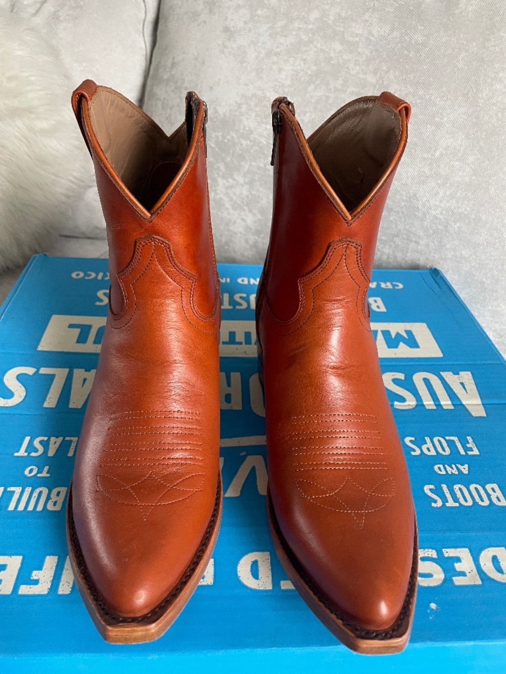 Alvies The Rainy Boots in color MARFA IN THE 70S in size 8.5 with Original Box